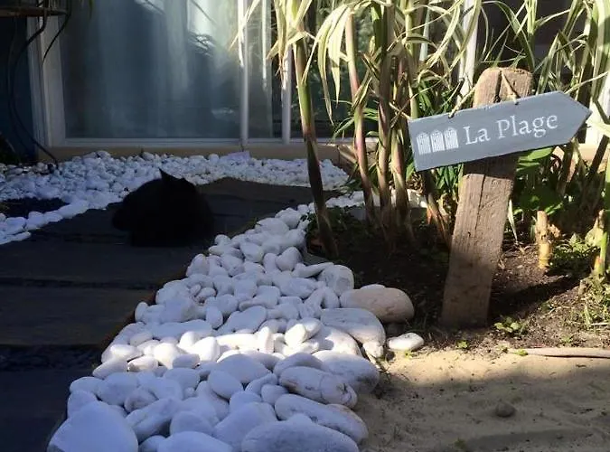 Alojamento de Acomodação e Pequeno-almoço La Maison De Lilly 4*